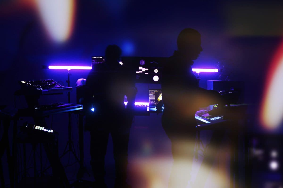 Loosid: El Dúo reescribiendo las Reglas de la Música Electrónica